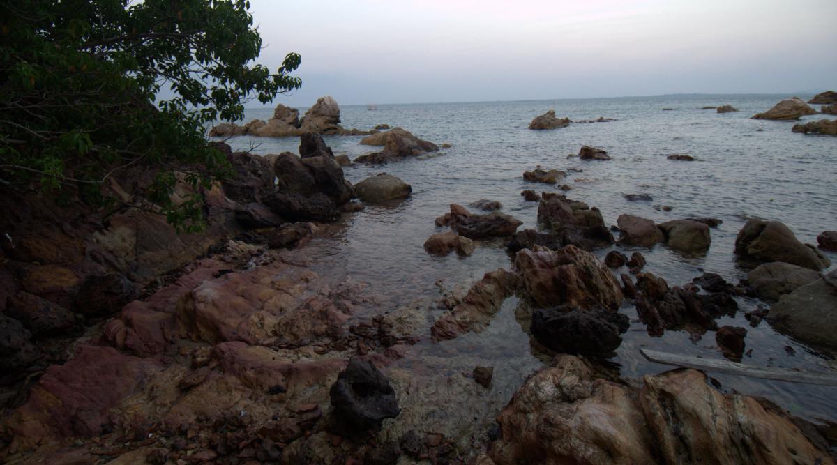 belitung destination Pulau Mentikus