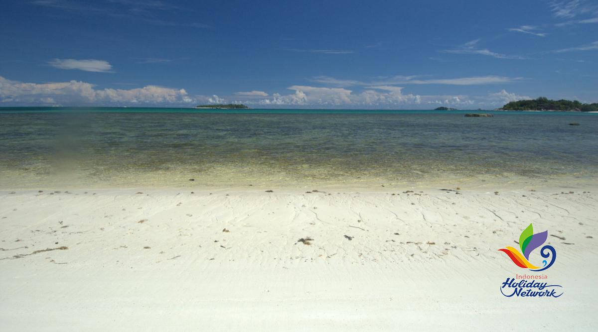 belitung destination Pantai Bebilain