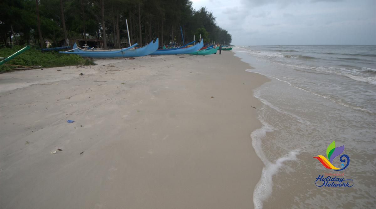 belitung destination Pantai Keramat